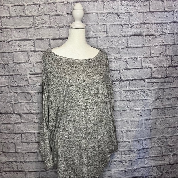 Maurices Tops - MAURICE’S 24/7 Cozy Dolman Long Sleeve Tee Size Large